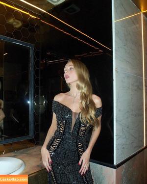 Ester Exposito photo #0087