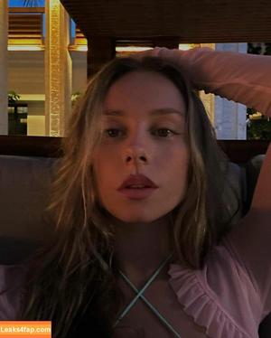 Ester Exposito photo #0106