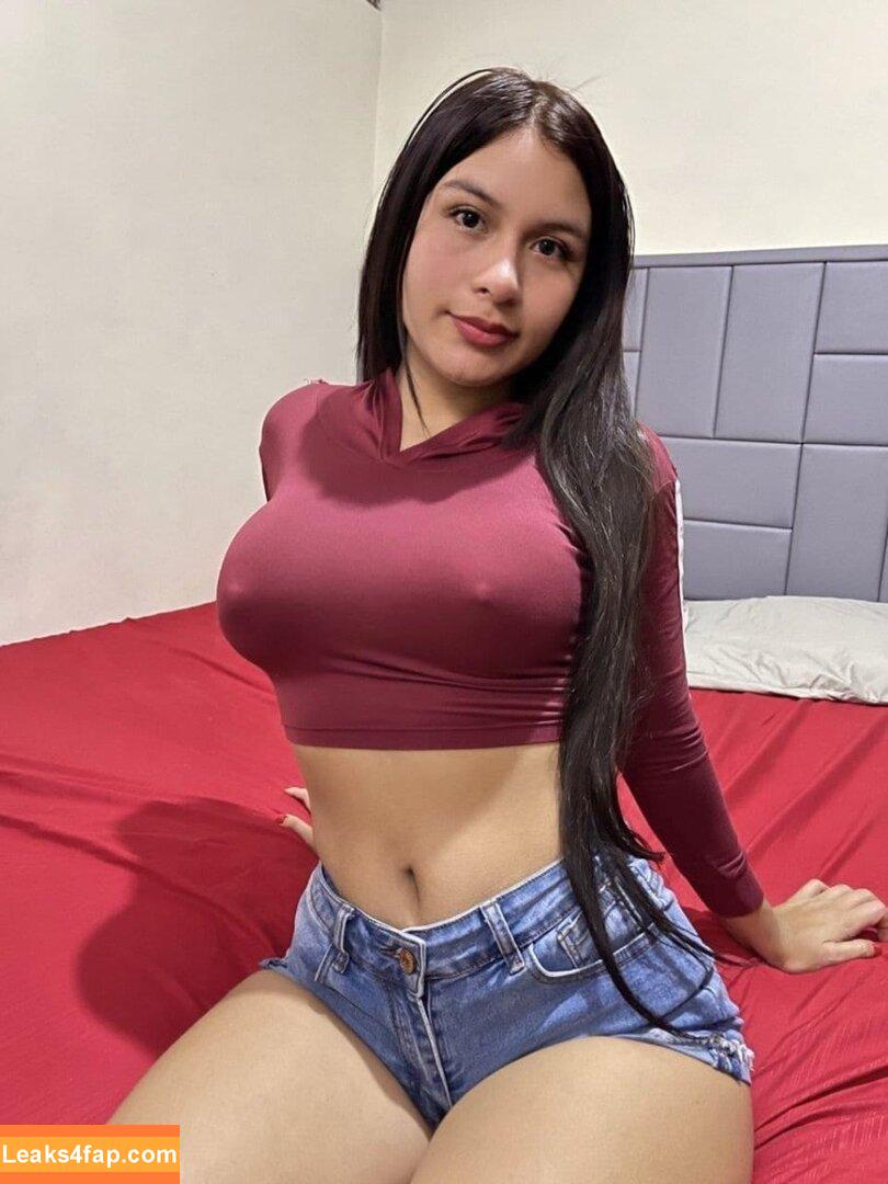 Esthefania Hernandez /  leaked photo photo #0009