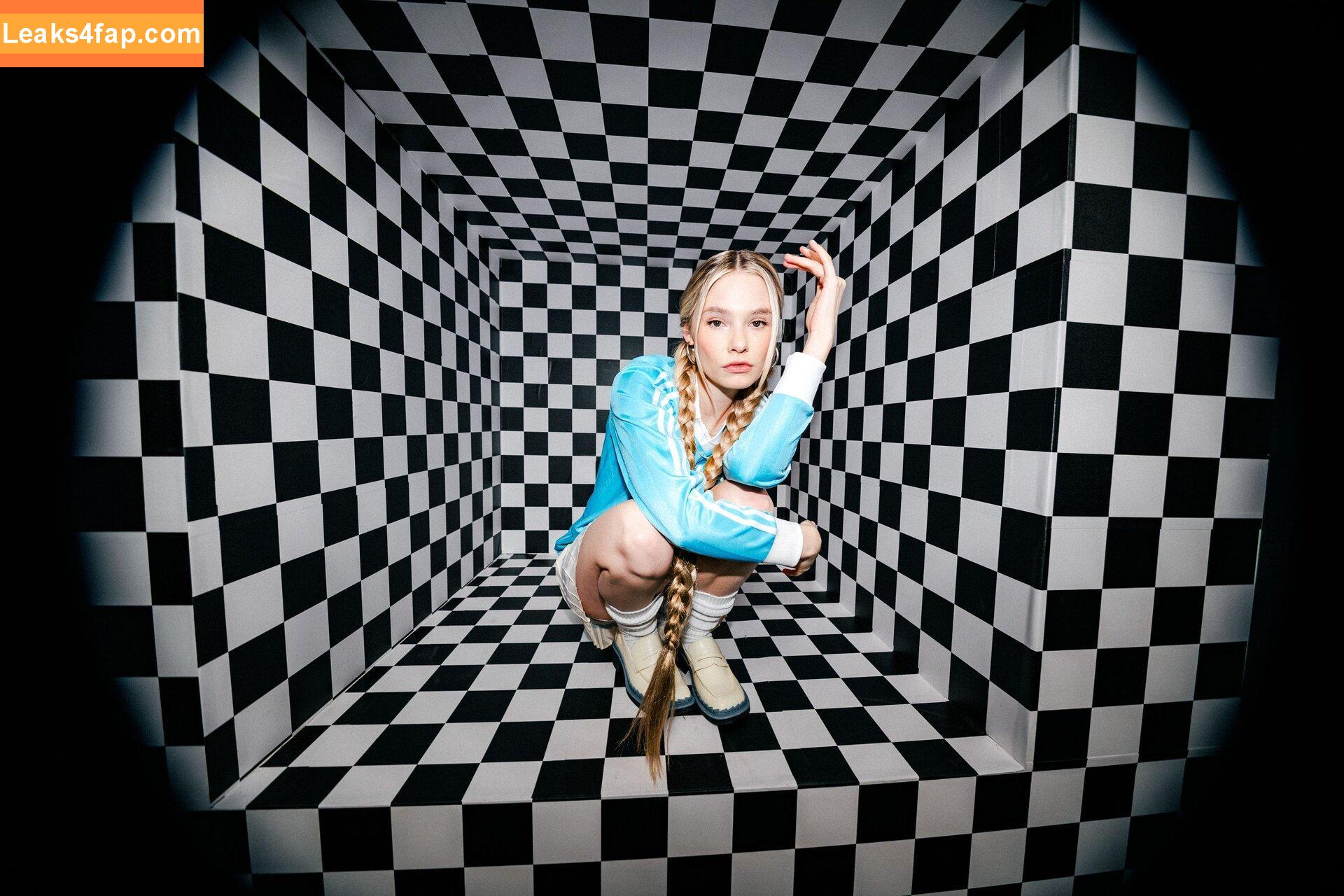 Esther Graf / esthergraf leaked photo photo #0049