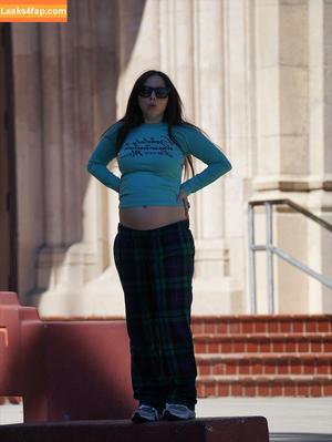 Esther Povitsky photo #0117