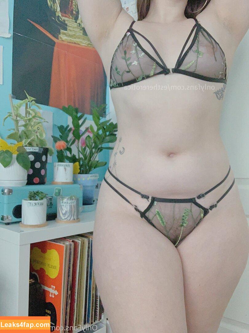 esthererotica / _estherarias leaked photo photo #0013