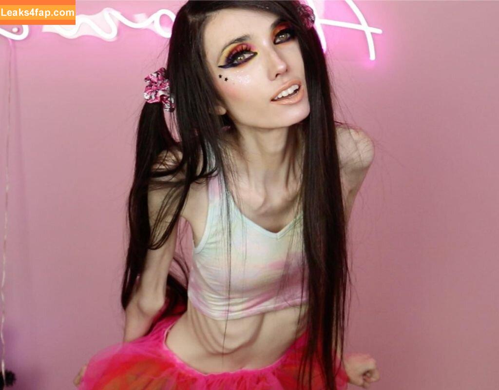 Eugenia Cooney / eugenia_cooney / eugeniacooney слитое фото фото #0034