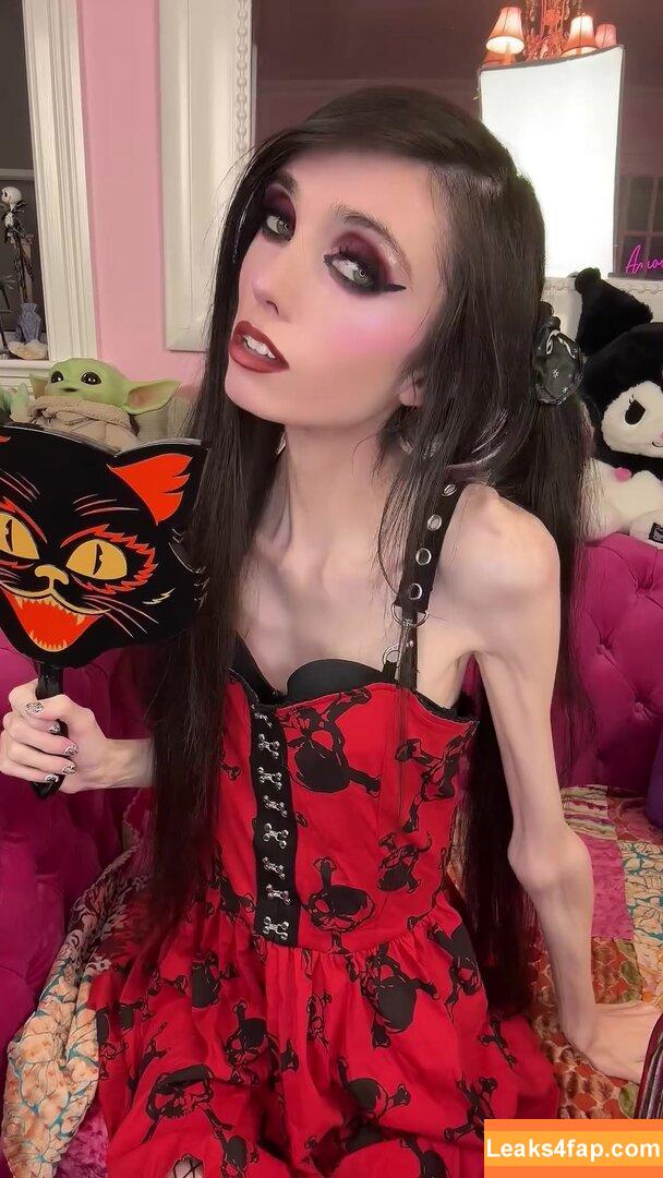 Eugenia Cooney / eugenia_cooney / eugeniacooney слитое фото фото #0052