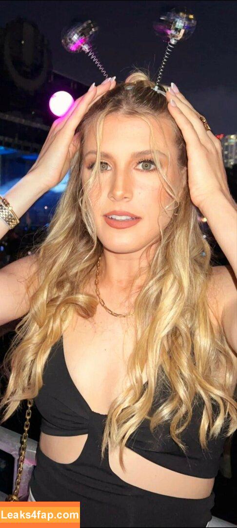 Eugenie Bouchard / Genie / geniebouchard leaked photo photo #0019