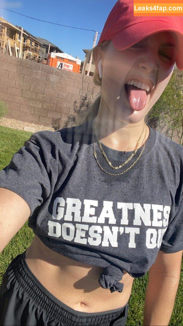 Eugenie Bouchard / Genie / geniebouchard leaked photo photo #0233
