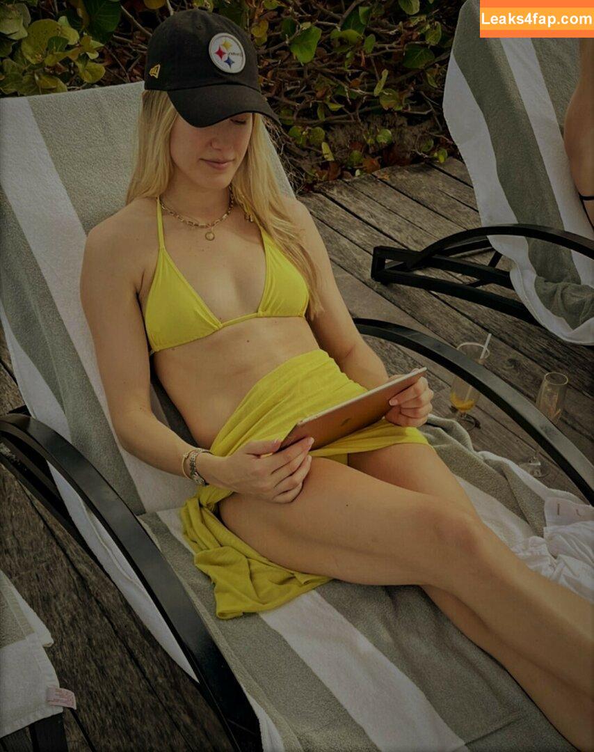 Eugenie Bouchard / Genie / geniebouchard leaked photo photo #0376