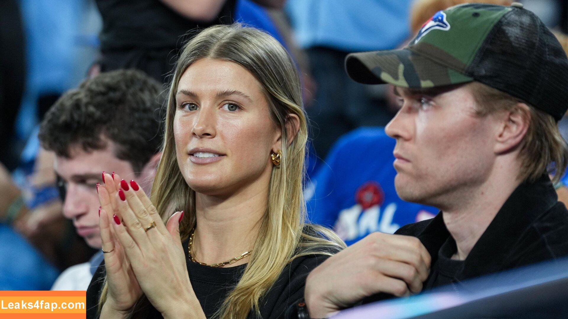 Eugenie Bouchard / Genie / geniebouchard leaked photo photo #0467