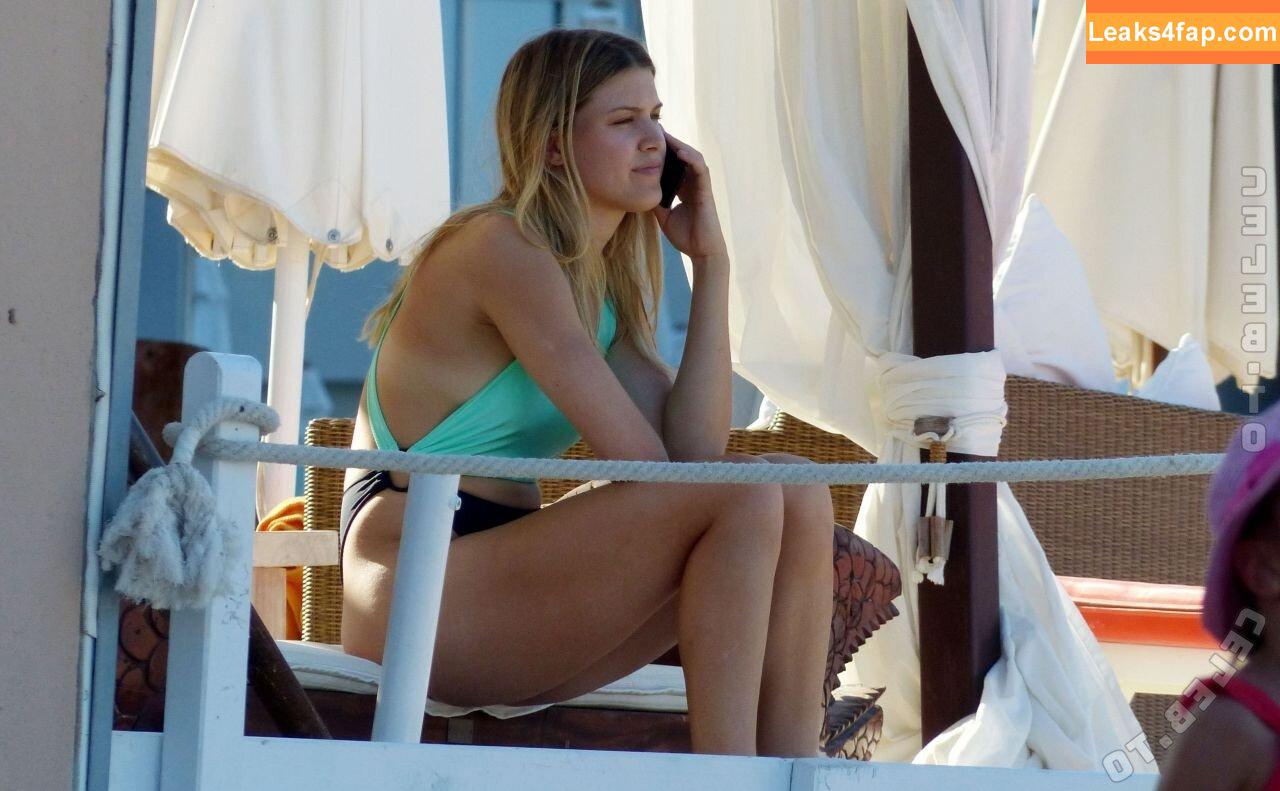 Eugenie Bouchard / Genie / geniebouchard leaked photo photo #0487