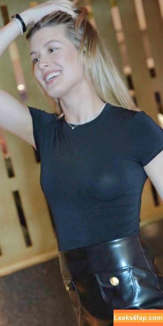 Eugenie Genie Bouchard / Eugenie 