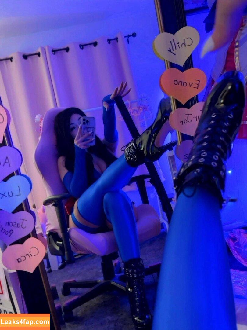 eumina / eumina_ leaked photo photo #0060