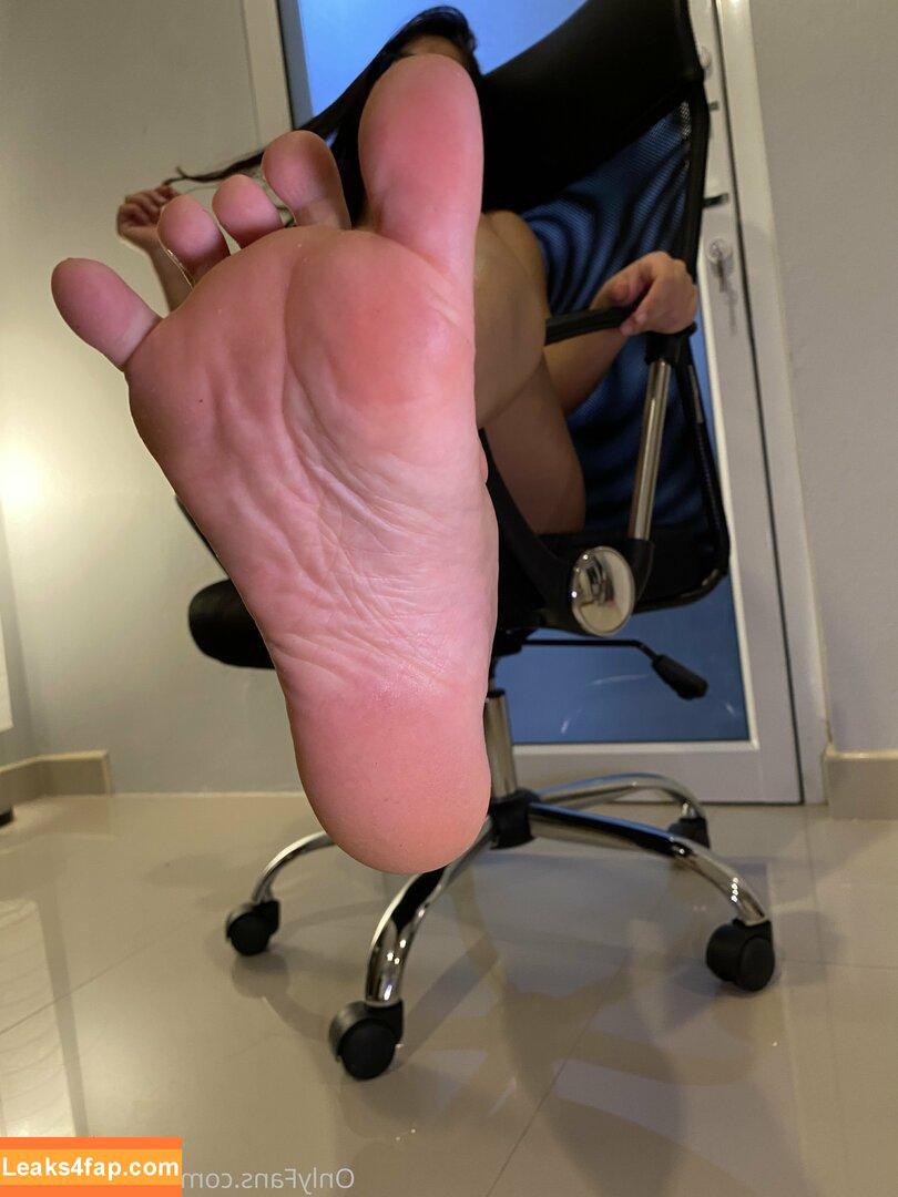 eurasian_feet / eurasian.feet leaked photo photo #0031