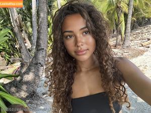 Eva Adams photo #0152