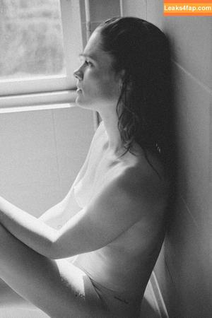 Eva Biechy photo #0074