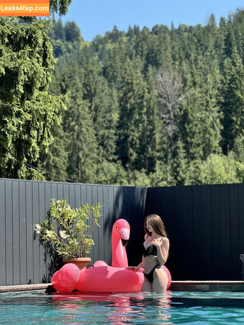 eva_cherry_hott / cherryhotttt leaked photo photo #0012