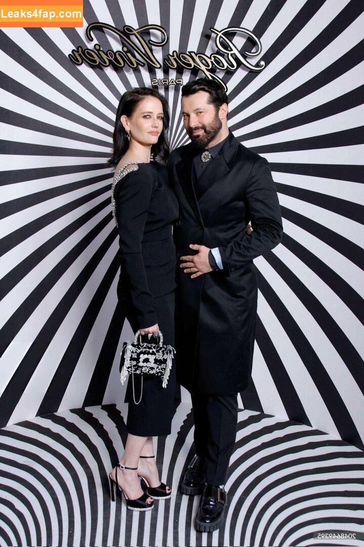 Eva Green / EvaGreenWeb leaked photo photo #0165