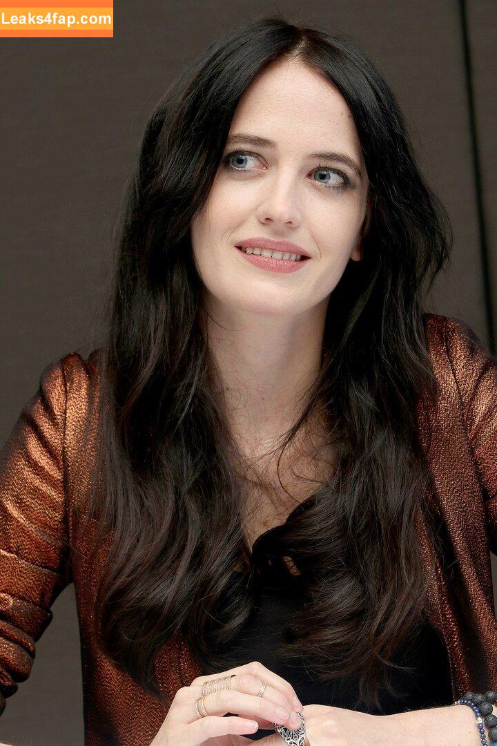 Eva Green / EvaGreenWeb leaked photo photo #0540