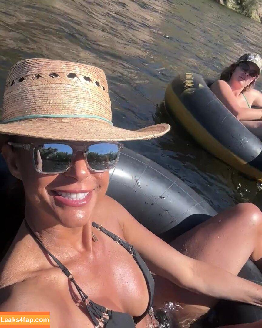 Eva LaRue / evalarue leaked photo photo #0041