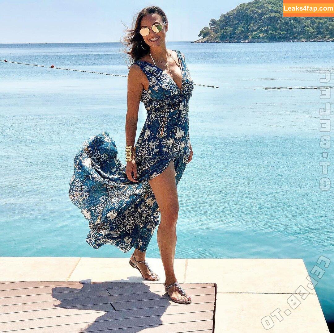 Eva LaRue / OfficialEvaLaRue / evalarue / https: / imevalarue leaked photo photo #0122