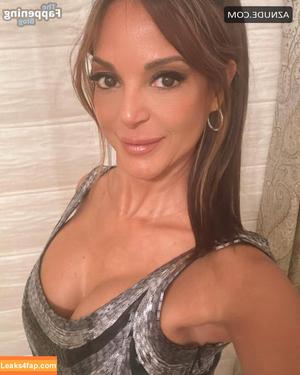 Eva LaRue photo #0096