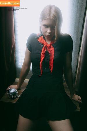 Eva Lee Model photo #0144