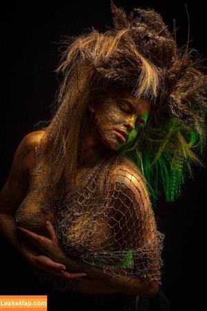 Eva Lee Model photo #0158