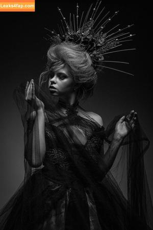 Eva Lee Model photo #0168