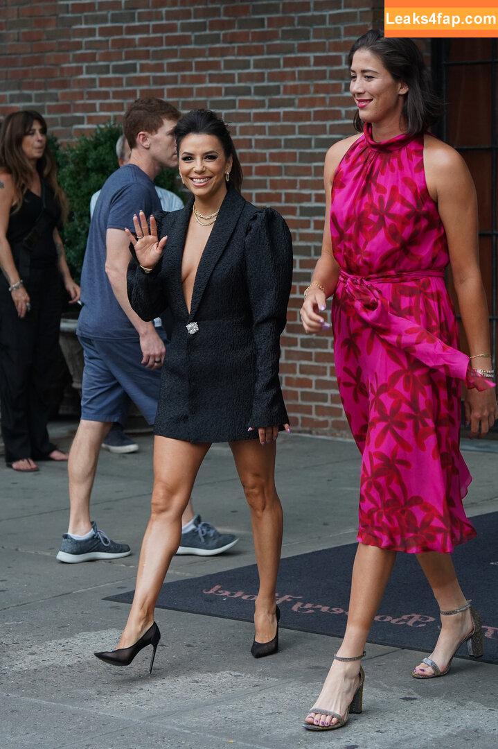 Eva Longoria / evalongoria / https: слитое фото фото #0162