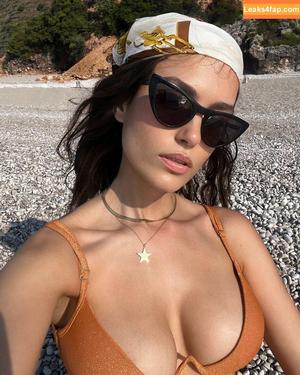 Eva Murati photo #0040