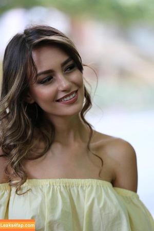 Eva Murati photo #0076