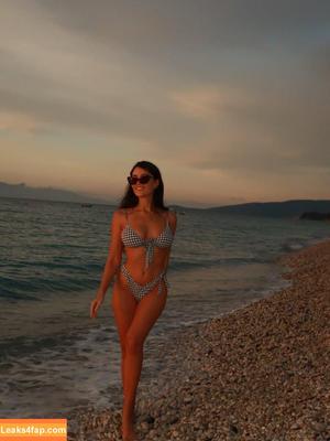 Eva Murati photo #0088