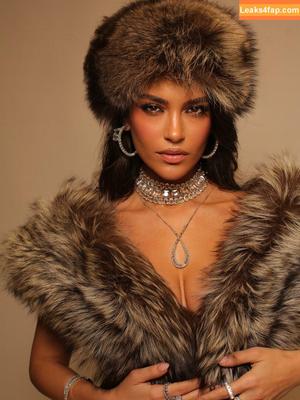 Eva Murati photo #0115