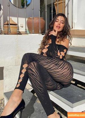 Eva Padlock photo #0520