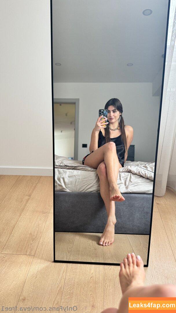 eva.s / evasaccount leaked photo photo #0016