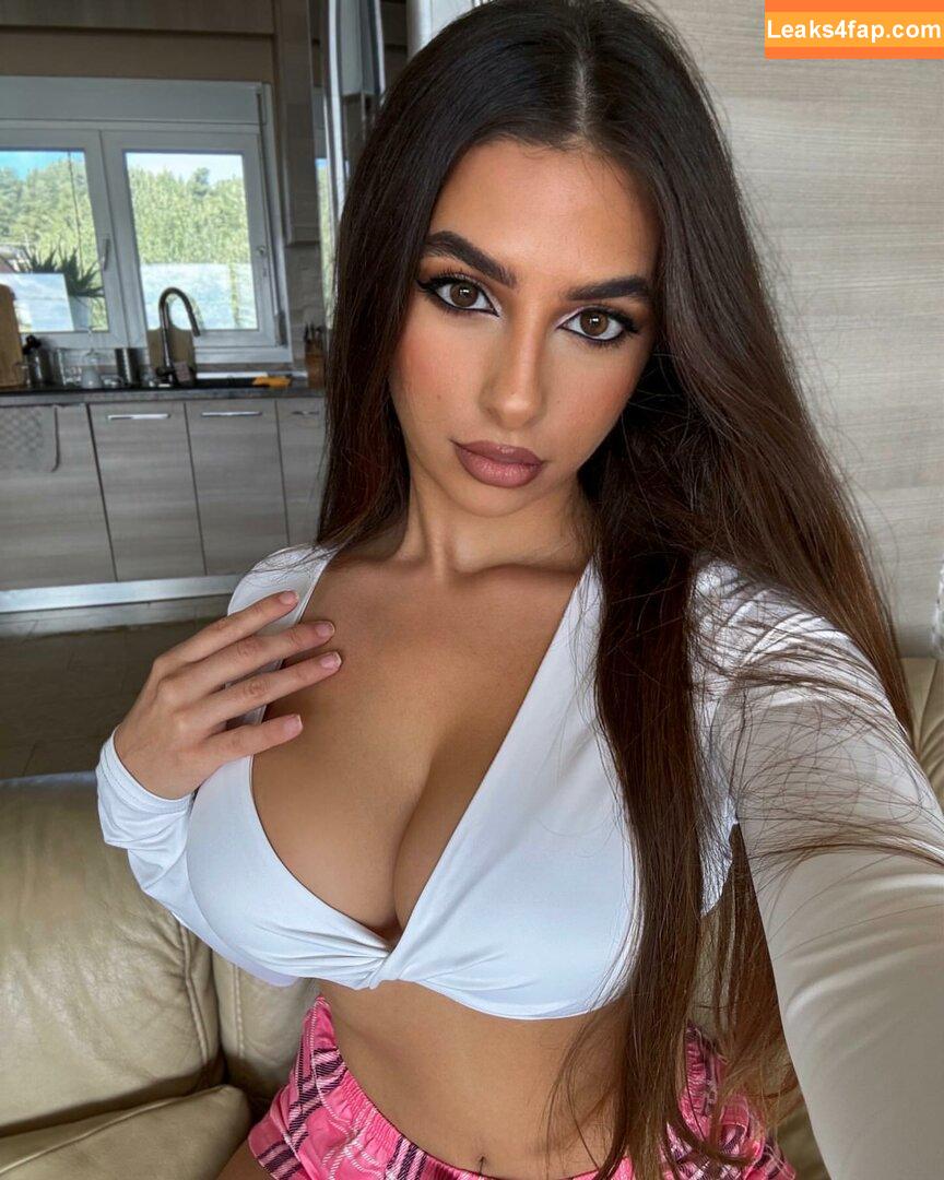 Eva Savagiou / ___evasavagiou / evasavagiou leaked photo photo #0657