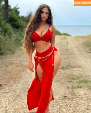 Eva Savagiou photo #0161