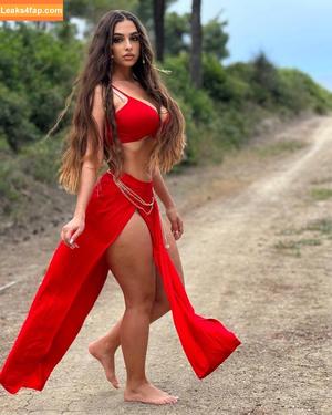 Eva Savagiou photo #0180