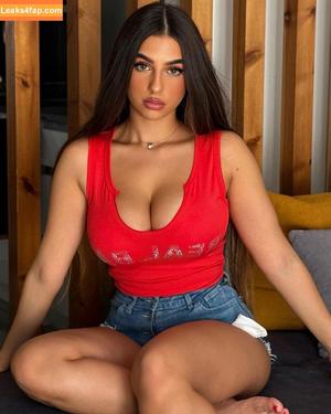 Eva Savagiou photo #0277