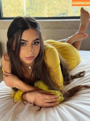 Eva Savagiou photo #0990