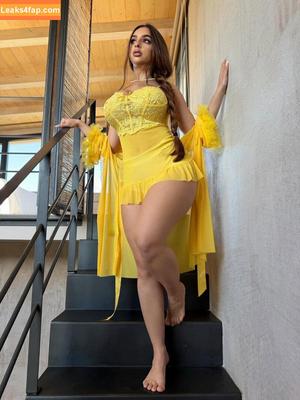 Eva Savagiou photo #1083