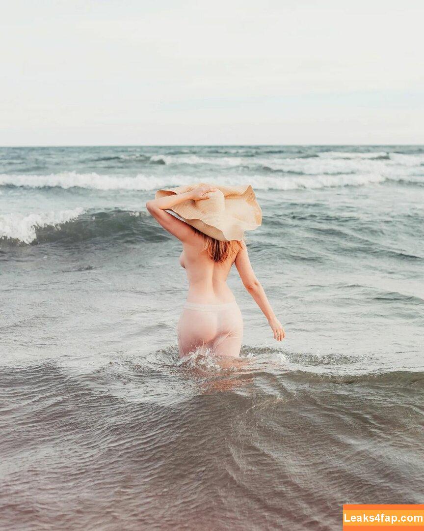 Eva Sindlerova / NeumimTweetovat / evasindlerova / Šindlerová leaked photo photo #0032