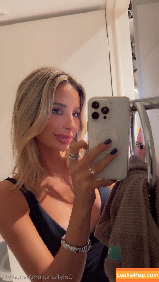 eva.sky.ts / evaskye leaked photo photo #0038