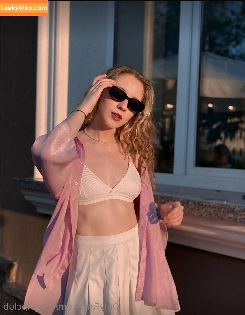 eva_vipclub /  leaked photo photo #0051