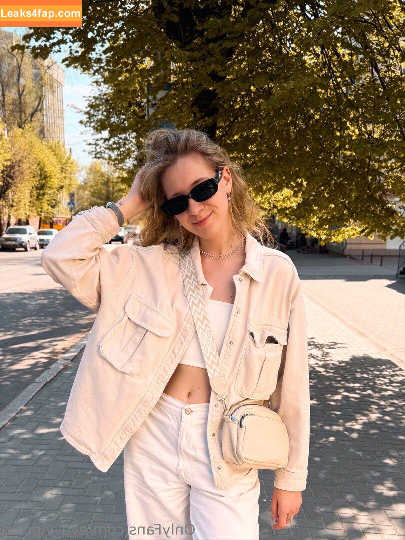 eva_vipclub /  leaked photo photo #0053