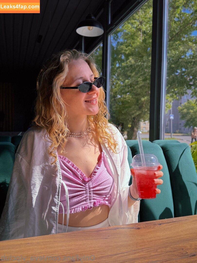 eva_vipclub /  leaked photo photo #0056