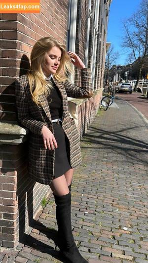 Eva Vlaardingerbroek photo #0042