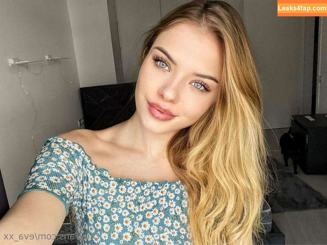 eva_xx / miss_eva_xx leaked photo photo #0060