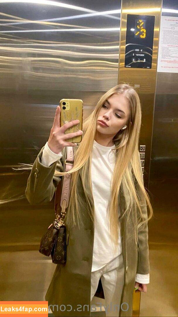 eva_xx / miss_eva_xx leaked photo photo #0074