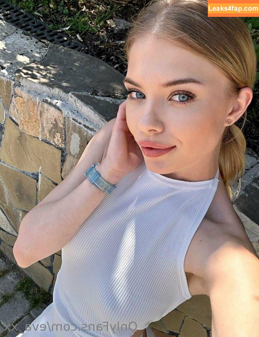 eva_xx / miss_eva_xx leaked photo photo #0142