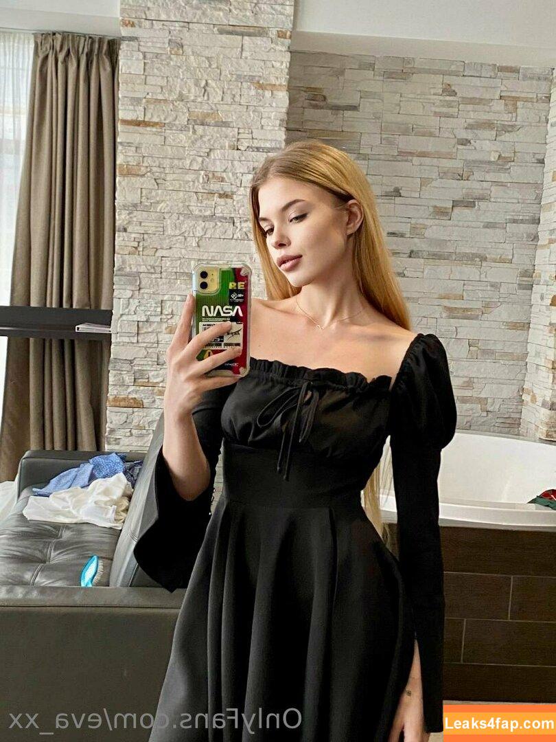 eva_xx / miss_eva_xx leaked photo photo #0151